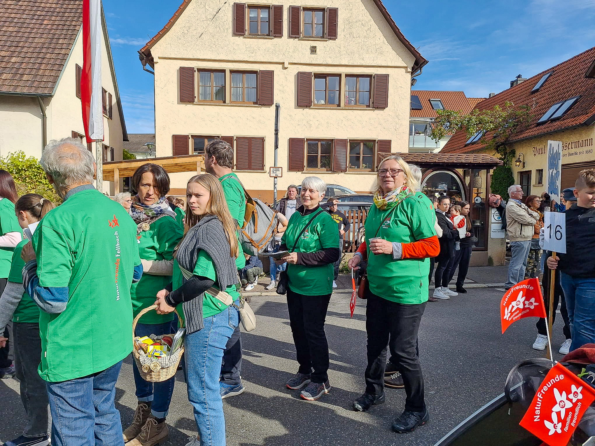 NF_241012_OG_Fellbacher Herbst_Umzug_09-5.jpg